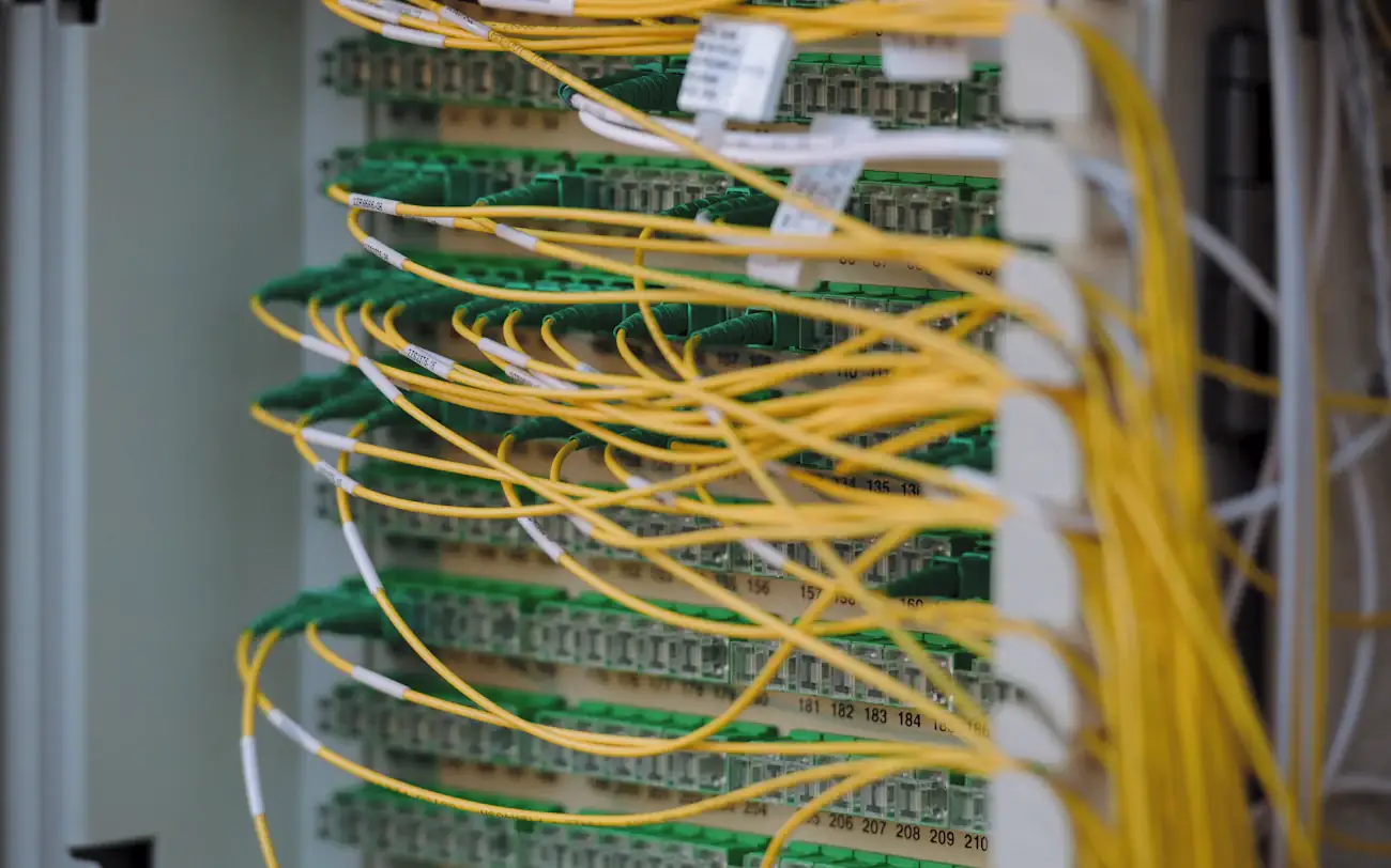 Network cabling in a server rack